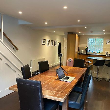 Luxury Central London 3 Bedroom Family House ภายนอก รูปภาพ
