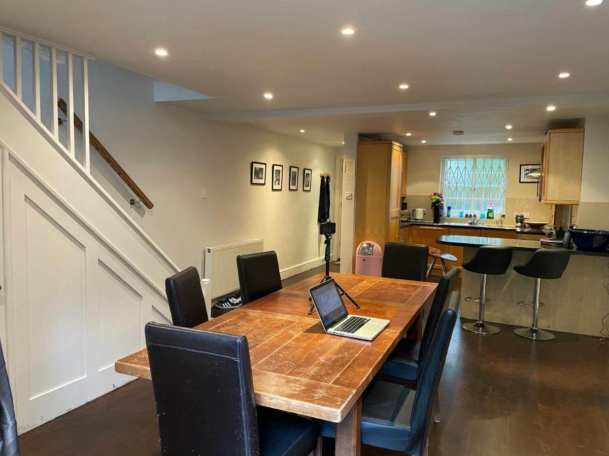Luxury Central London 3 Bedroom Family House ภายนอก รูปภาพ