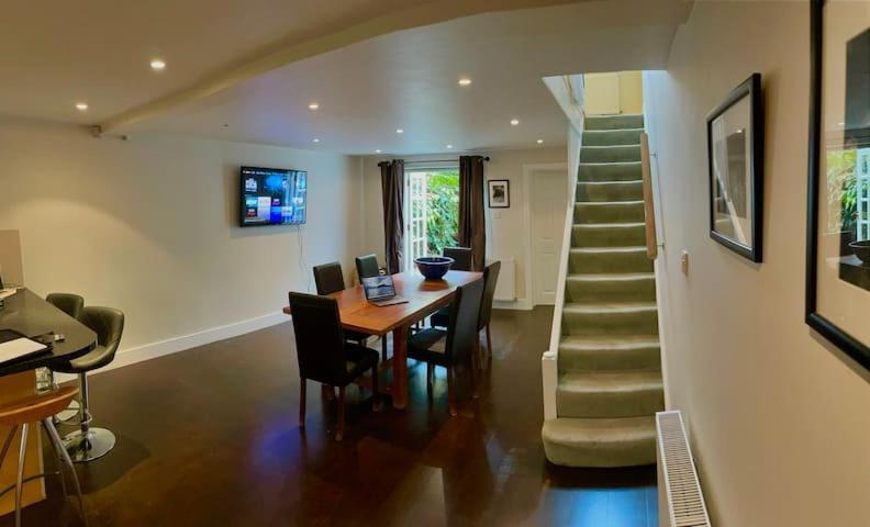 Luxury Central London 3 Bedroom Family House ภายนอก รูปภาพ