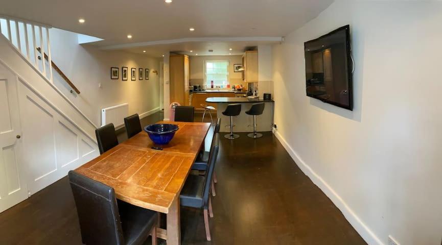 Luxury Central London 3 Bedroom Family House ภายนอก รูปภาพ